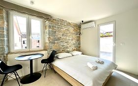 Damir Skomina Apartments